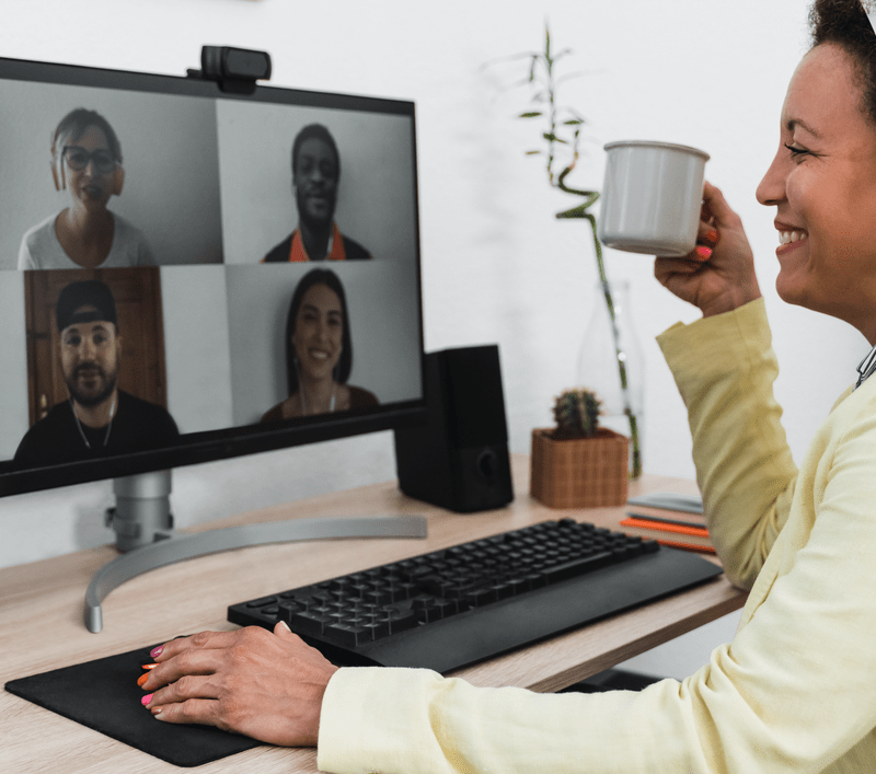 Management hybride femme café