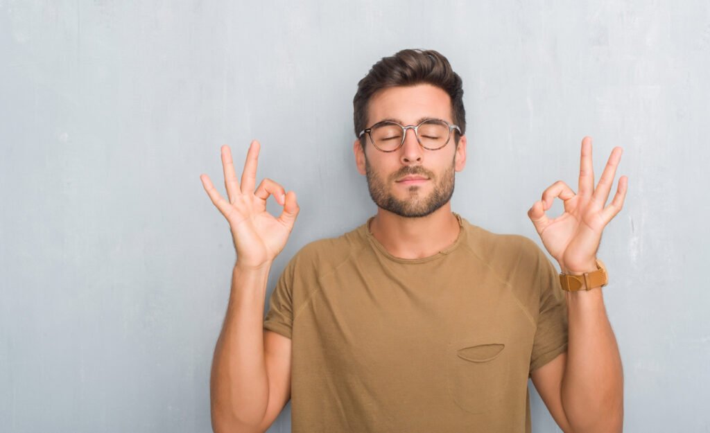 homme barby lunette main zen